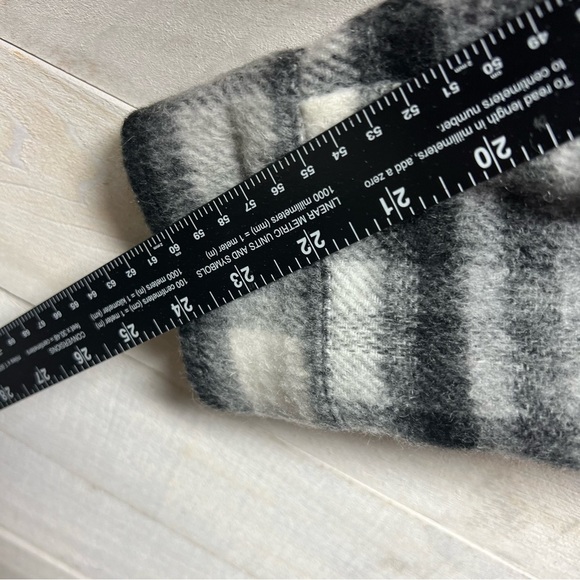 Zara Plaid Flannel Shacket Button Up Womens Large Black White‎ Wool Blend Jacket - Picture 9 of 10